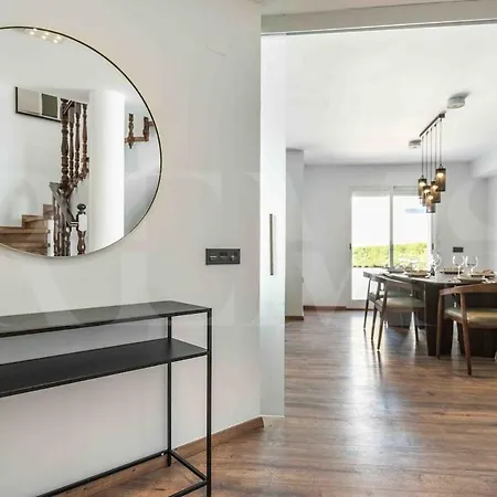Exclusive Villa, Private Pool, Bbq And Access Rems 토레몰리노스
