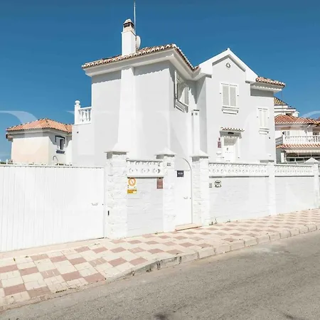 Exclusive Villa, Private Pool, Bbq And Access Rems * 토레몰리노스