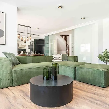 Exclusive Villa, Private Pool, Bbq And Access Rems Торремолинос